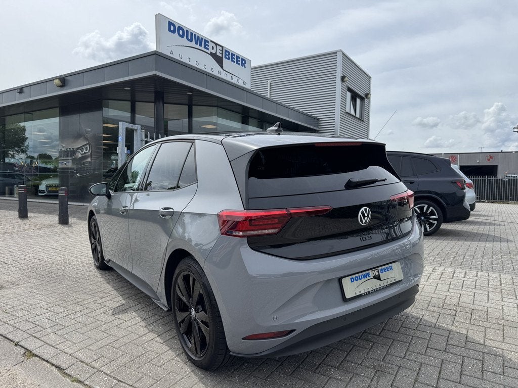 Volkswagen ID.3 Pure 52 kWh 170pk (bj 2025, automaat), Auto's, Volkswagen, Automaat, 12 maanden, Automatische klimaatregeling