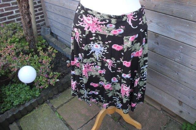 Rok bruin/roze/groen King Louie mt L Vaste prijs, Kleding | Dames, Bruin, Maat 42/44 (L), Ophalen of Verzenden, Zo goed als nieuw