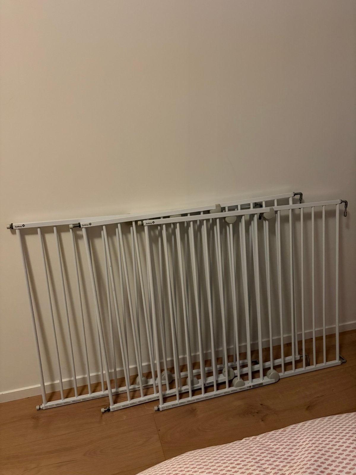Drie traphekjes Safety 1st 62-102 cm, Kinderen en Baby's, Traphekjes, Ophalen, Gebruikt, 100 tot 115 cm, Metaal of IJzer