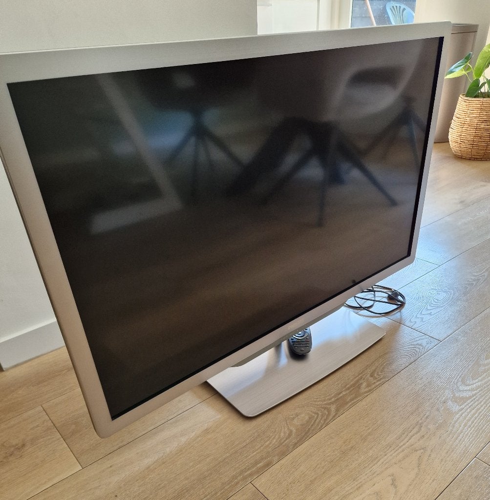 Mooie Philips tv, Ophalen, Philips, LED, Zo goed als nieuw