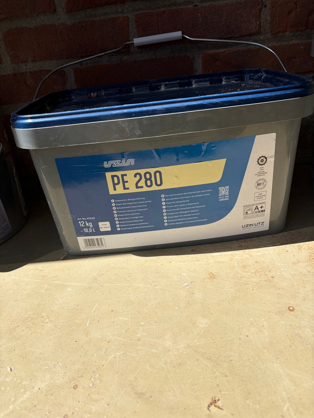 Uzin Utz PE 280 Primer - 10 liter emmer, 5 tot 10 liter, Nieuw, Ophalen of Verzenden, Verf