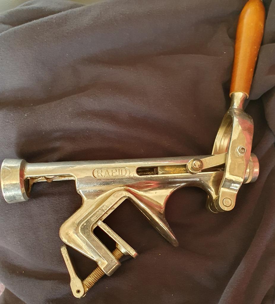 Vintage Rapid kurkentrekker met tafelklem - Swiss Made, Ophalen of Verzenden