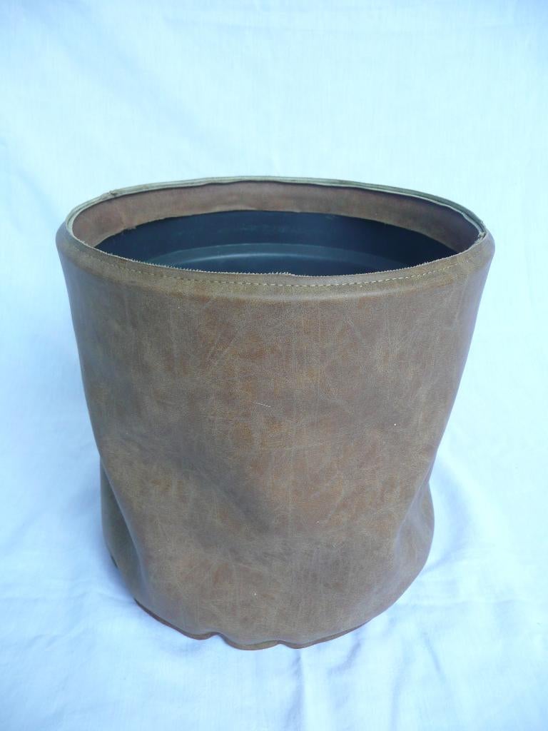 Grote kunst lederen, kunst leren plantenpot, pot 26x28 cm., Tuin en Terras, Bloempotten, 25 tot 40 cm, Rond, Ophalen of Verzenden