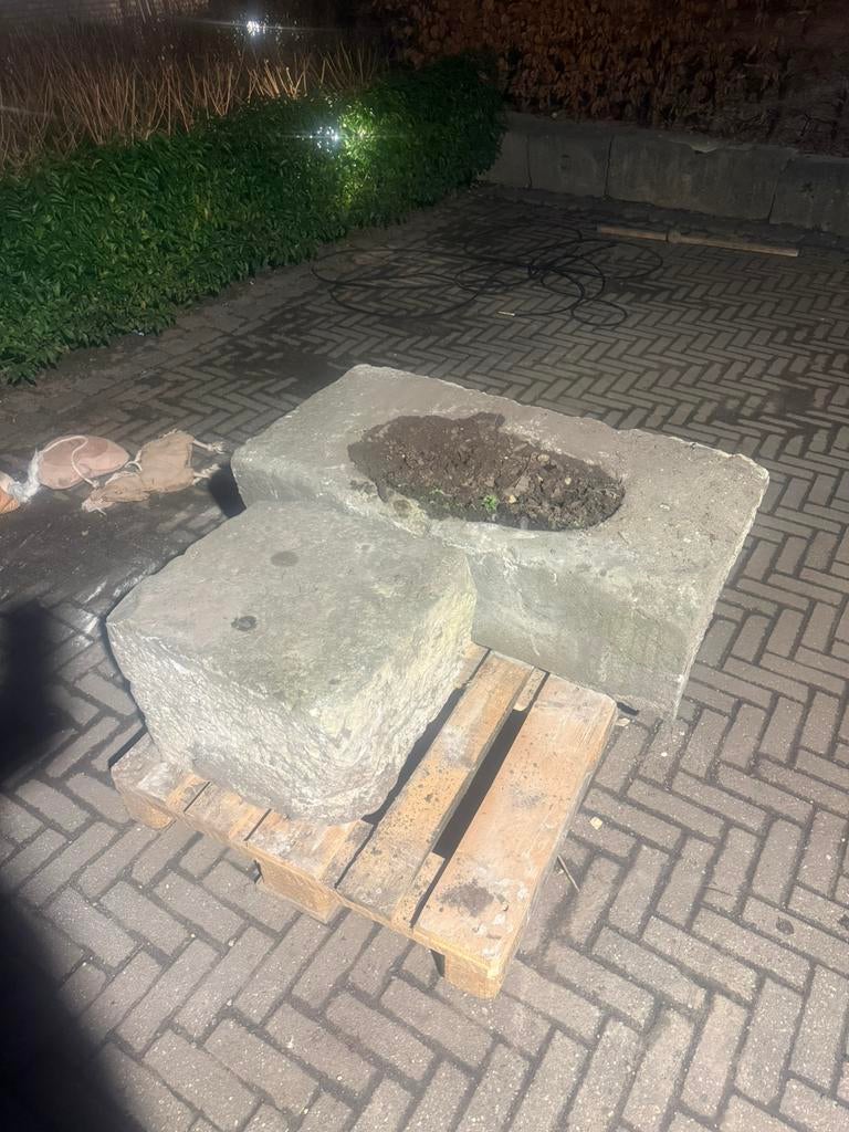 Antieke Trog, Ophalen, Zo goed als nieuw, Beton, Overige typen