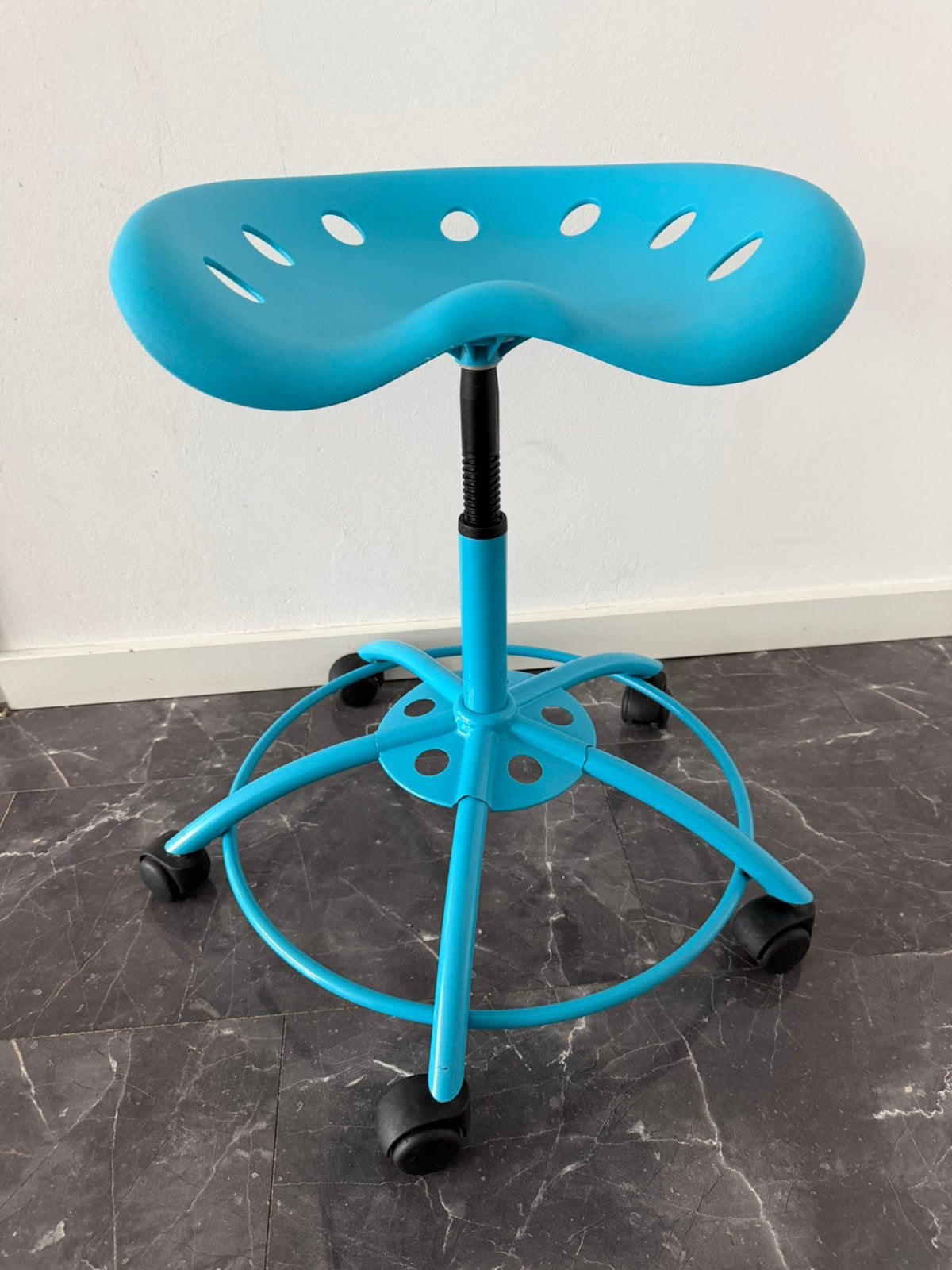 Vintage Ikea Traktor Stool, Ophalen of Verzenden, Zo goed als nieuw, IJzer