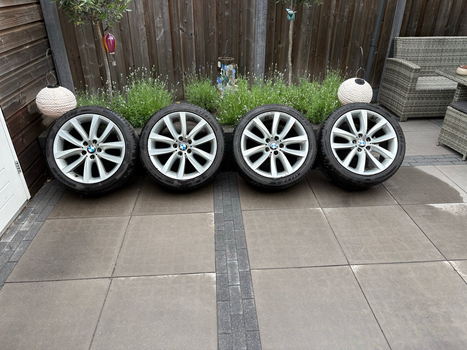 19 inch originele BMW velgen met nieuwe all-season banden, Ophalen