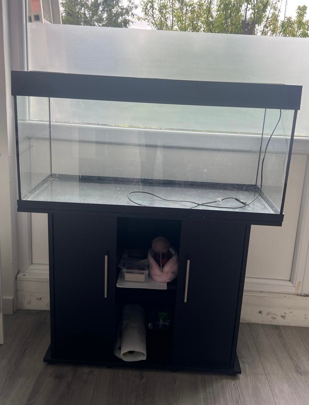 Juwel aquarium, Ophalen, Leeg aquarium