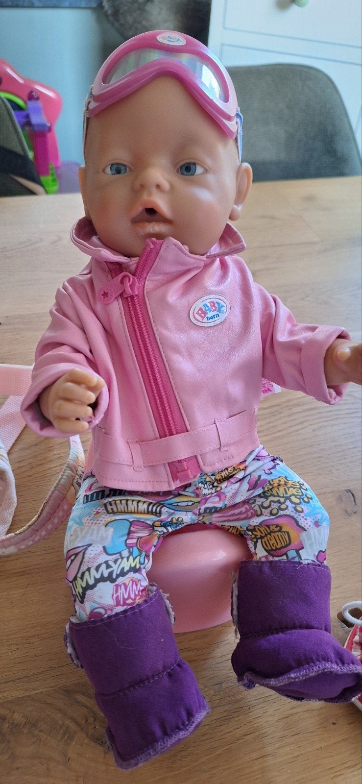 baby born incl poppenwagen, Ophalen of Verzenden, Zo goed als nieuw, Babypop