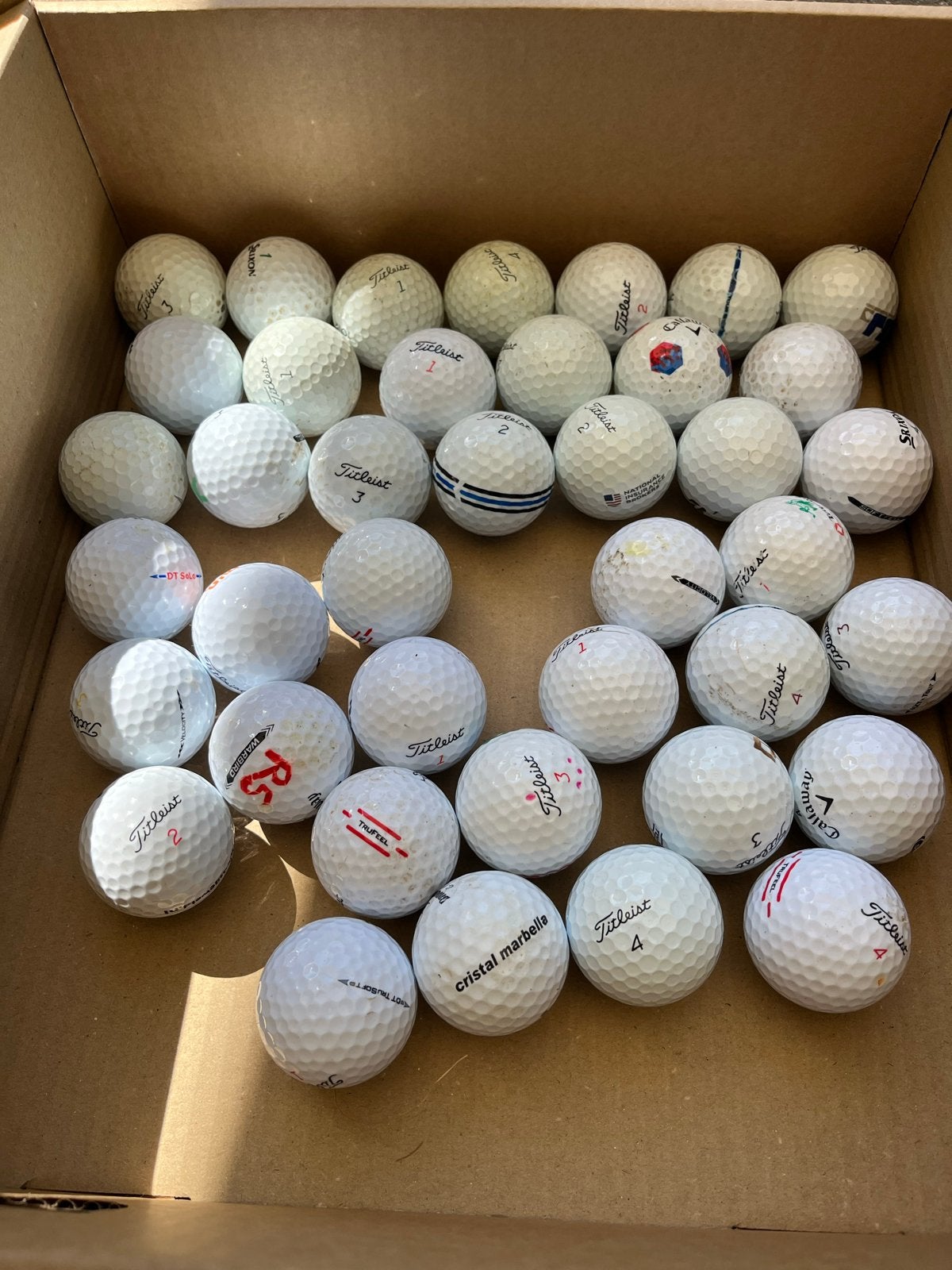 40 gebruikte golfballen - A-merken zoals Titleist, Ophalen of Verzenden, Gebruikt, Bal(len), Overige merken
