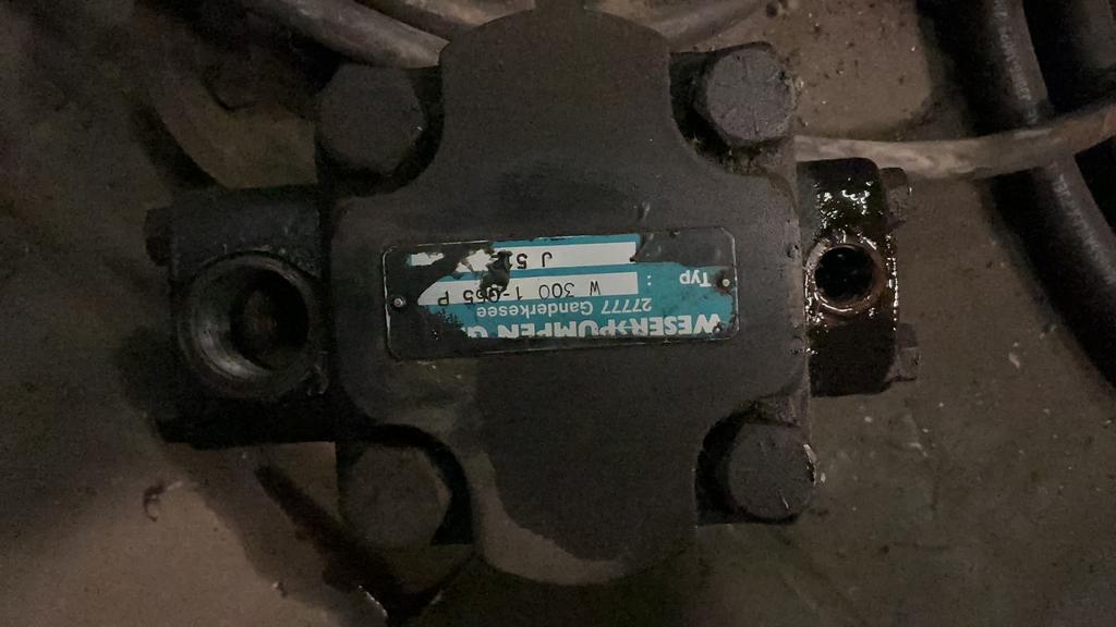 Unimog hydrauliekpomp te koop incl tandwiel., Ophalen