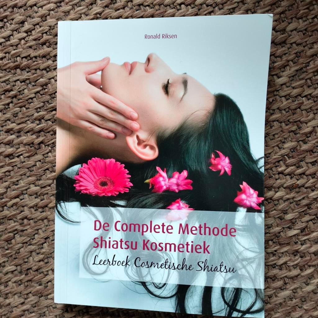 De Complete Methode Shiatsu Kosmetiek, Boeken, Ophalen of Verzenden, Gelezen, Ronald riksen