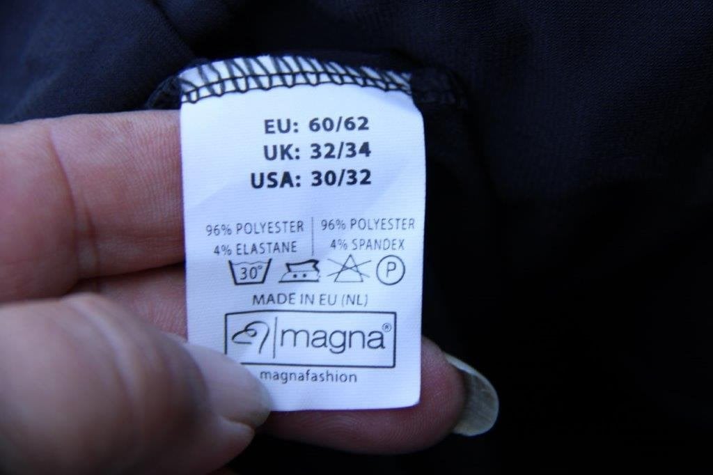 T-Shirt zwart Magna mt 60/62 Vaste prijs, Zwart, Shirt of Top, Ophalen of Verzenden, Magna