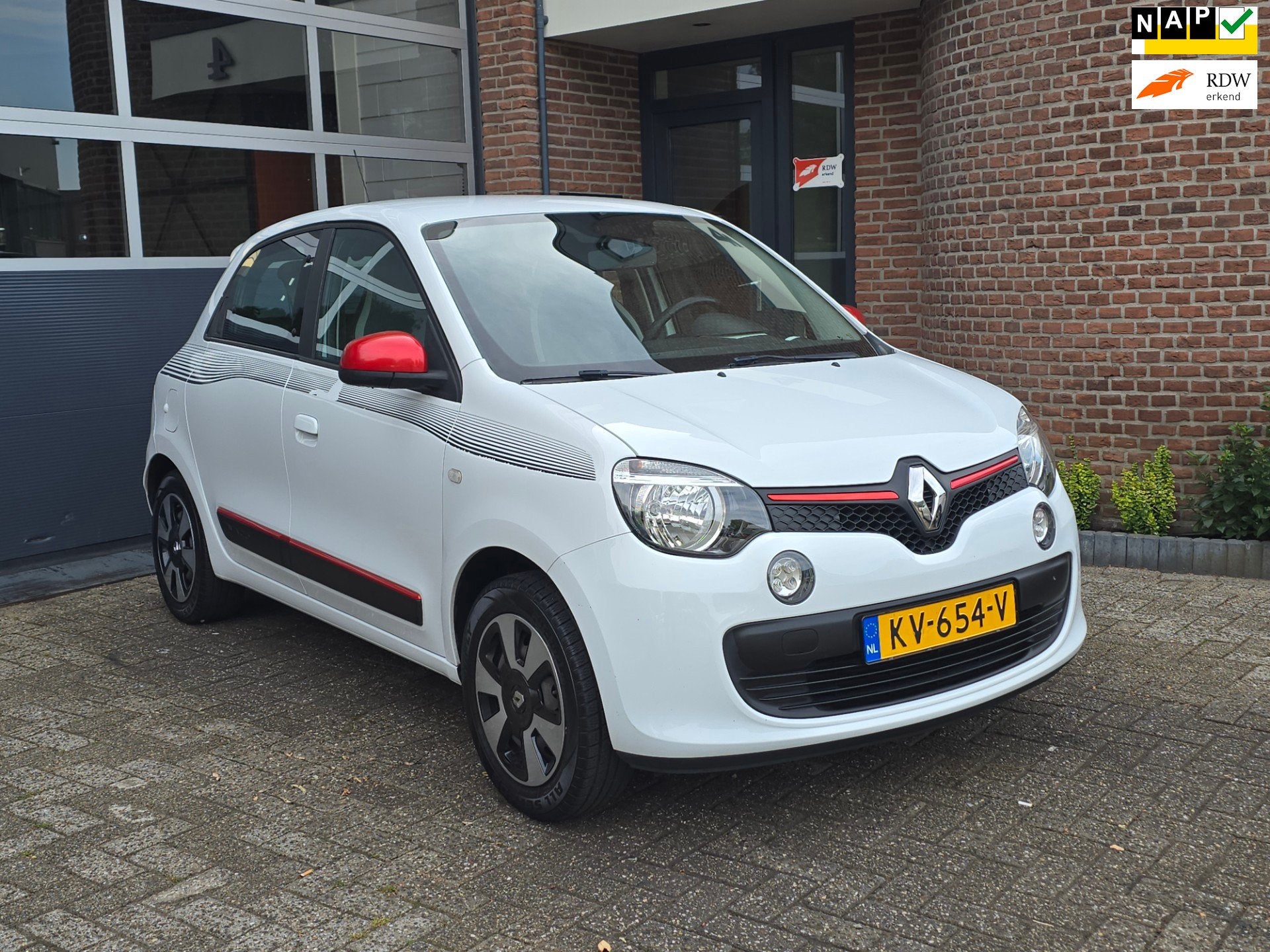 Renault Twingo 1.0 SCe Collection Airco |Cruise |Nap, Gebruikt, Euro 6, 840 kg, 4 stoelen