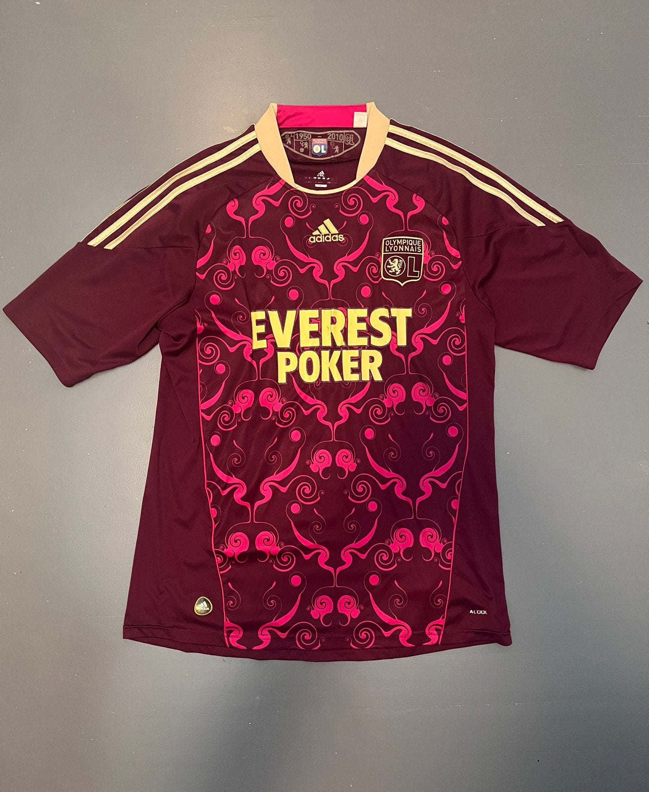 Olympique Lyon 2010-2011 Jubileumshirt (60 jaar), Maat XS of kleiner, Ophalen of Verzenden, Zo goed als nieuw, Shirt