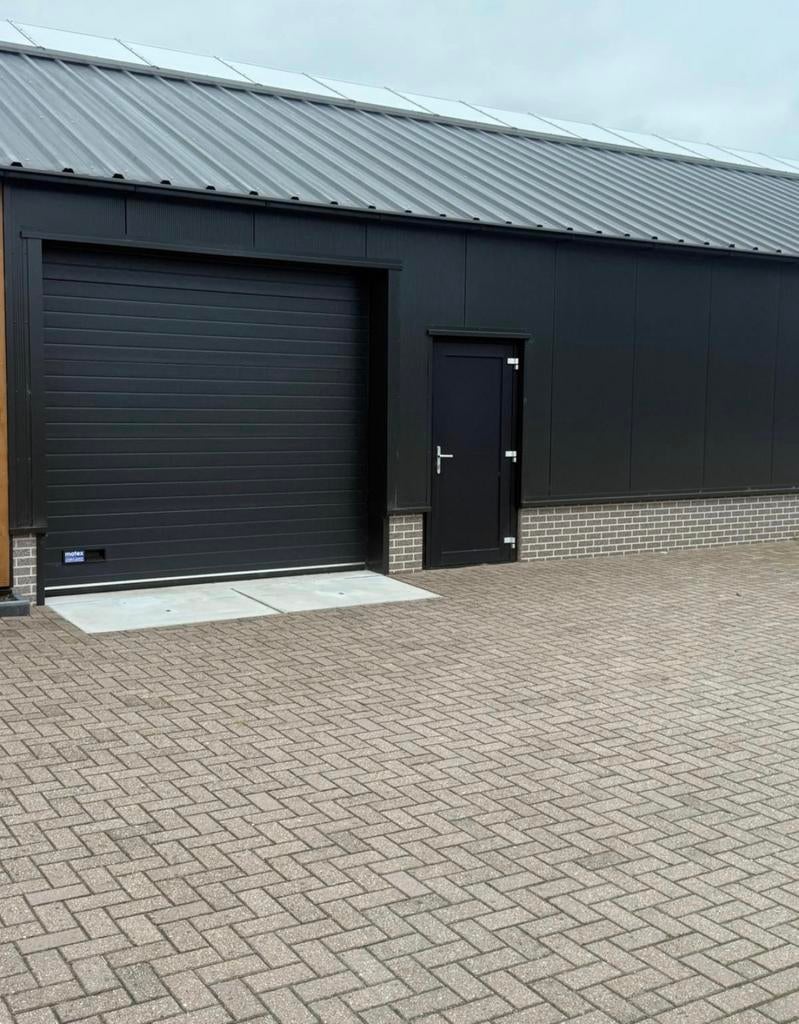 Loods opslagruimte 100m2 te huur, Zakelijke goederen, Bedrijfs Onroerend goed, Bedrijfsruimte