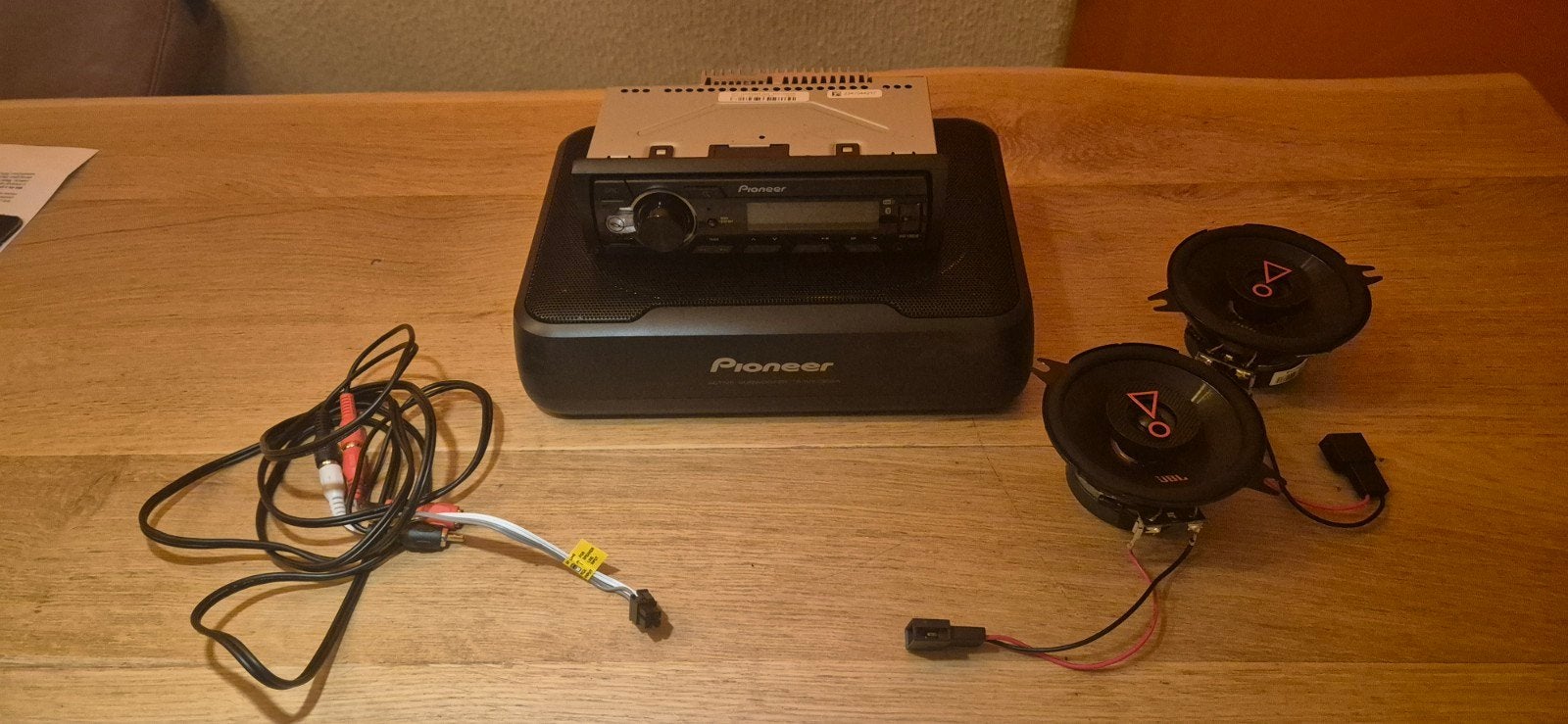 COMPLETE SET Pioneer autoradio, subwoofer speakerset c1 etc., Ophalen of Verzenden, Zo goed als nieuw