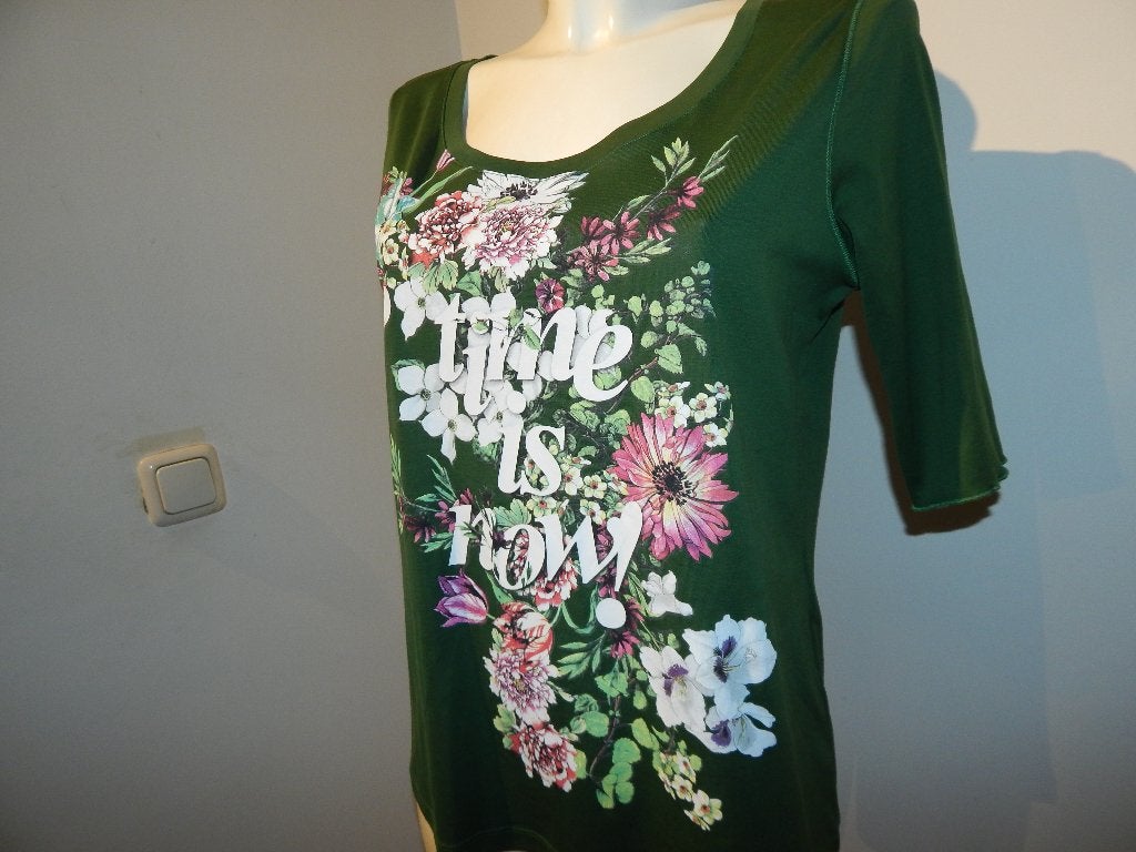 Marccain groen shirt opdruk kleur voorkant diep groen N5 42, Kleding | Dames, Verzenden, Maat 42/44 (L), Zo goed als nieuw, Korte mouw