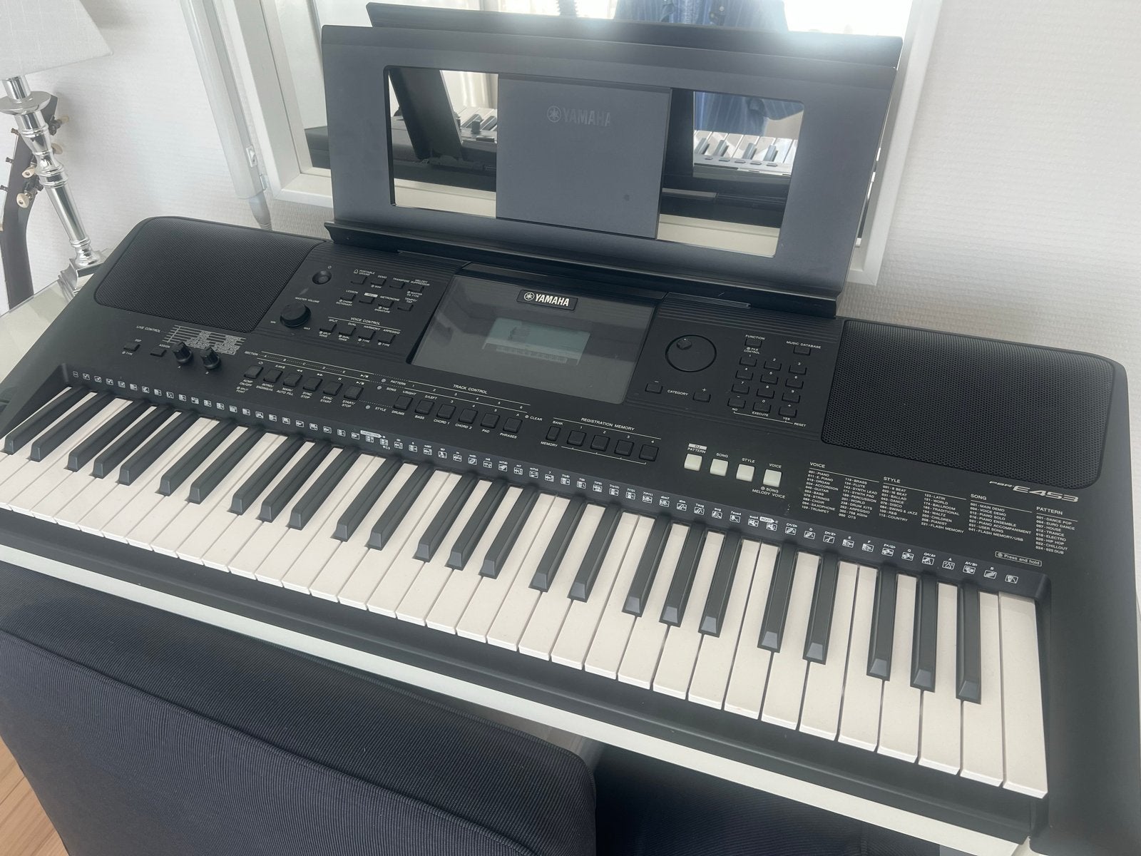 Yamaha E453 Keyboard - Zeer mooi en goed onderhouden, Muziek en Instrumenten, Ophalen, Yamaha, Aanslaggevoelig, 61 toetsen