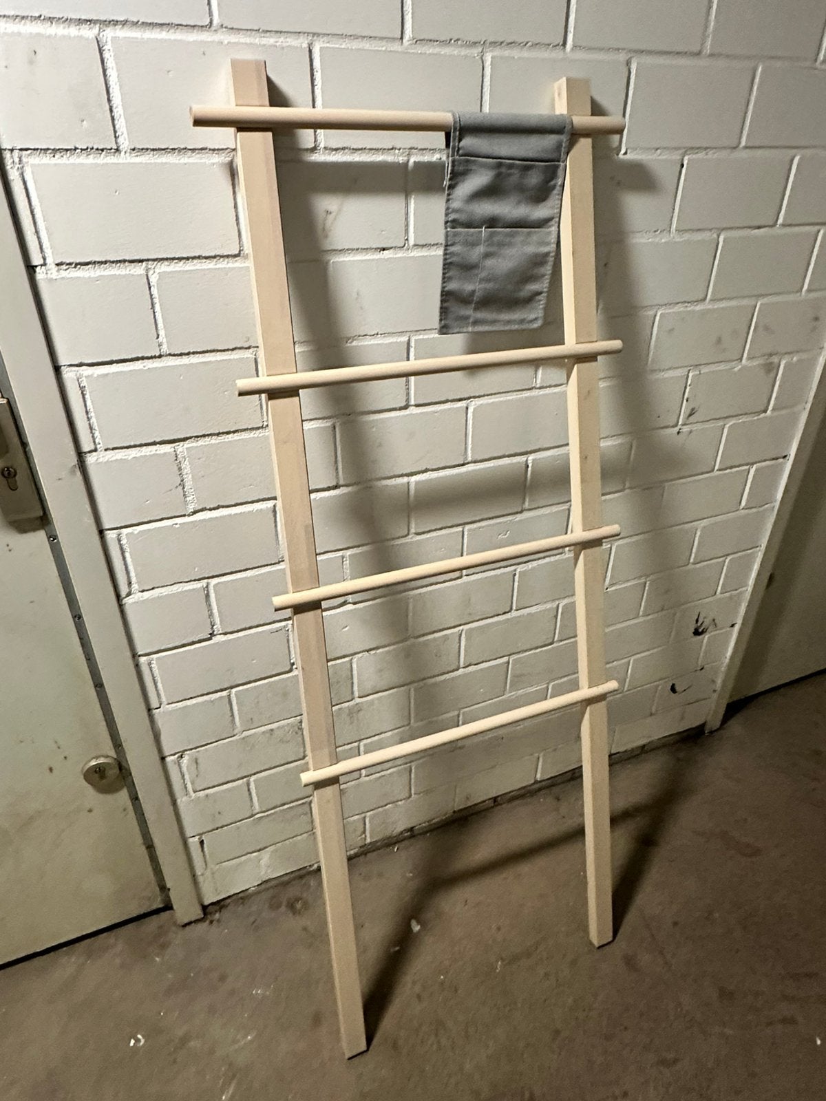 hele mooie handoeken trap ladder modern, Ophalen, Zo goed als nieuw, Minder dan 2 meter