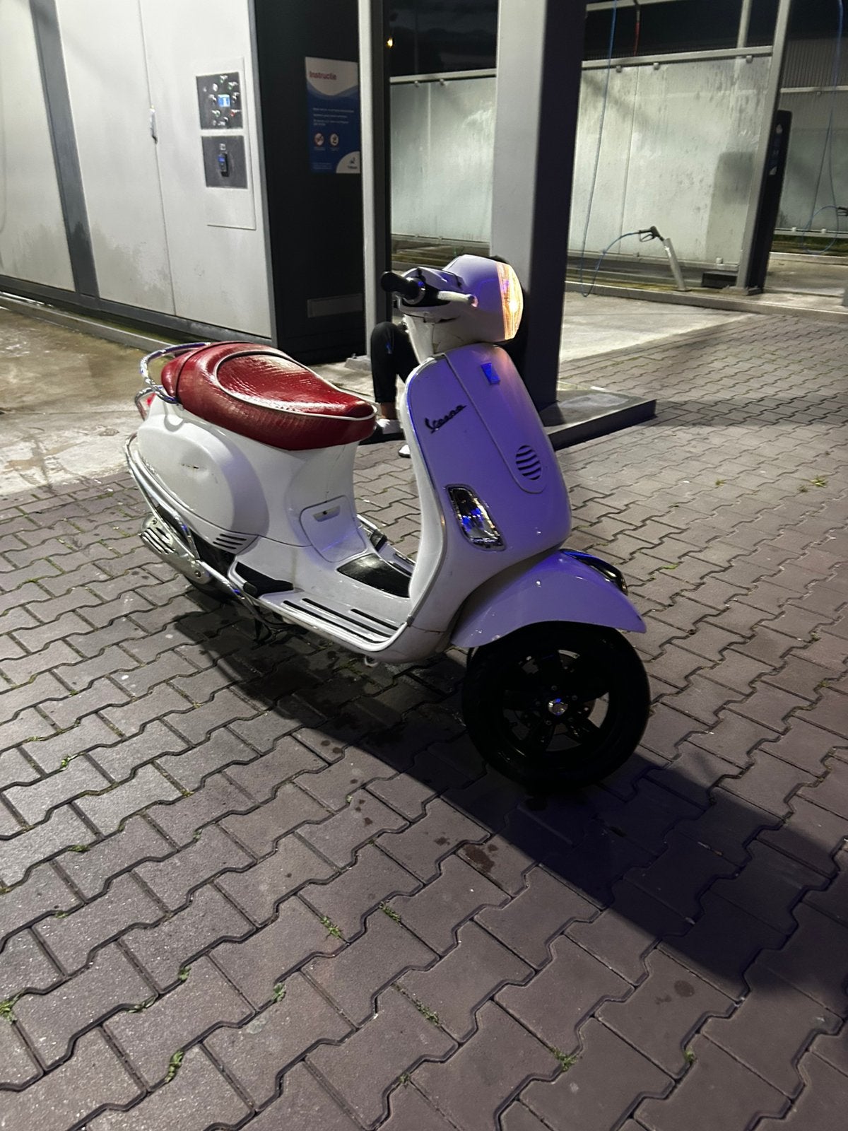 Piaggio Vespa lx 50cc 4t brom, Ophalen of Verzenden, Zo goed als nieuw, Benzine, Vespa LX