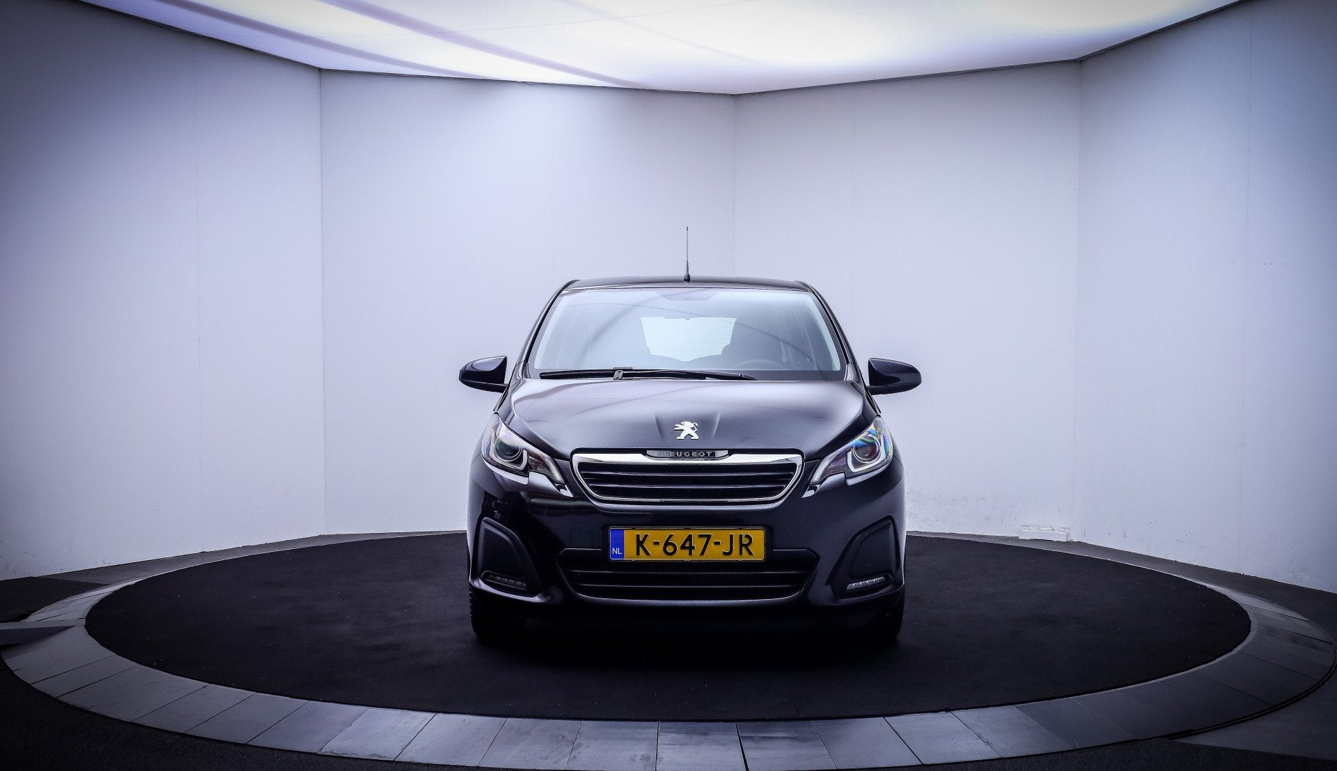 Peugeot 108 1.0 e-VTi Active AIRCO | BLUETOOTH | DAB, Auto's, Peugeot, Stof, Gebruikt, 4 stoelen, Zwart