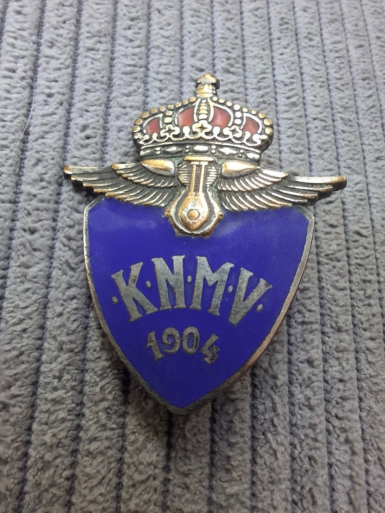 Speld KNMV 1904 (motoren), Verzamelen, Speldjes, Pins en Buttons, Zo goed als nieuw, Transport, Verzenden