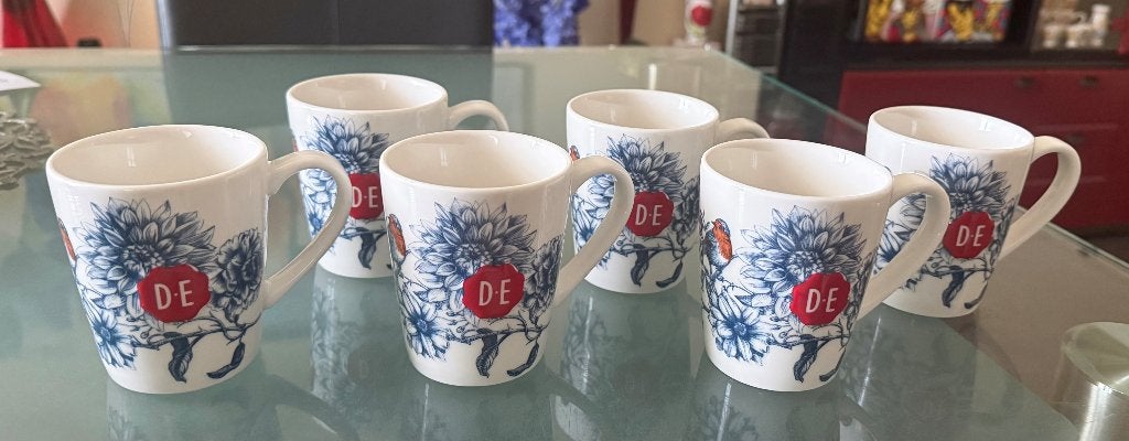 6 nieuwe kopjes van Douwe Egberts nieuw in doos, Overige merken, Nieuw, Ophalen of Verzenden, Overige stijlen