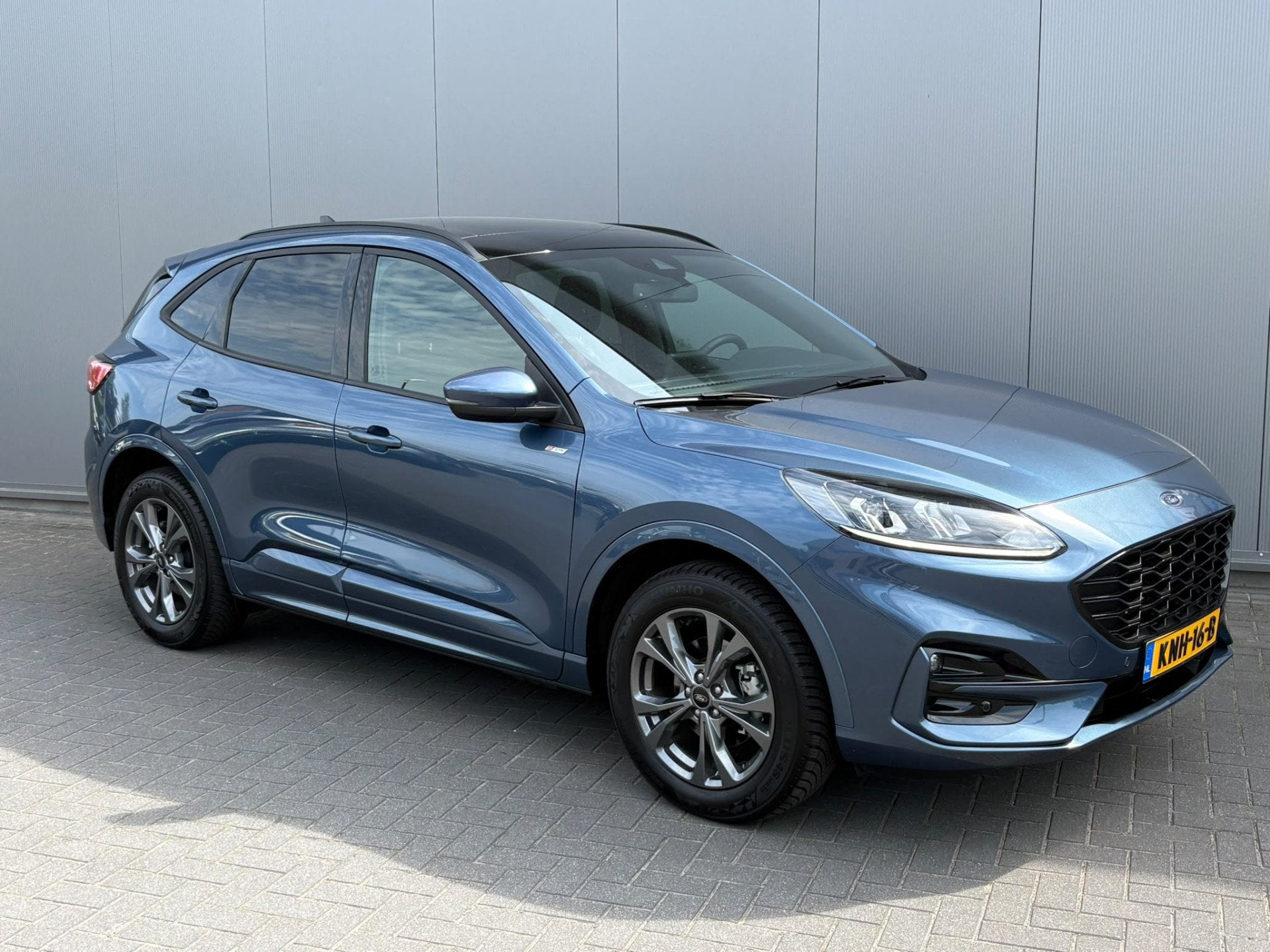 Ford Kuga 2.5 PHEV ST-Line Pano-dak/Camera/Elektr.-klep/Wint, Auto's, Dealer onderhouden, Gebruikt, Euro 6, 4 cilinders