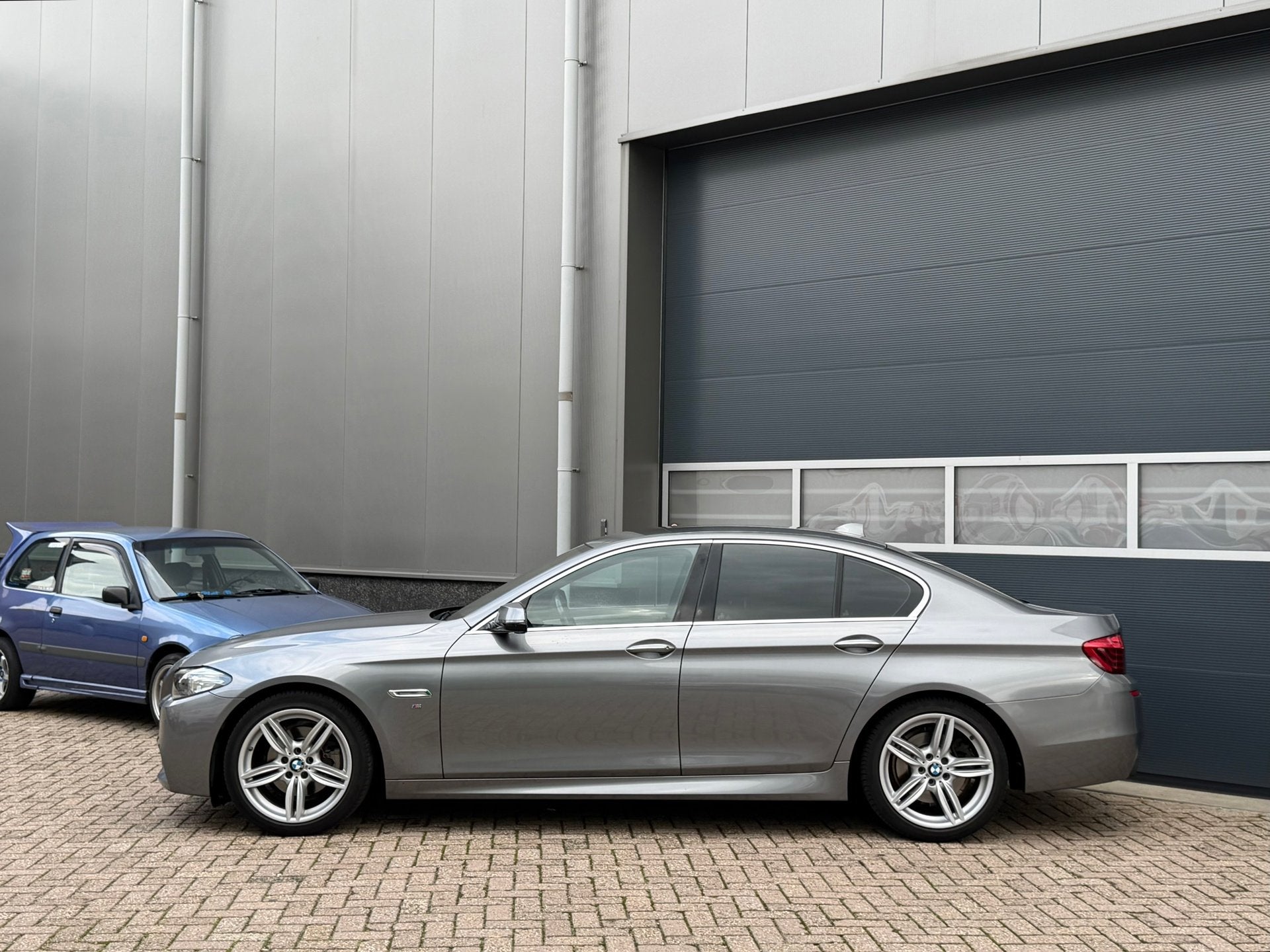 BMW 5-serie 520i Executive M Sport bj.2014 Autom|NL auto|Moo, Auto's, Automaat, Dealer onderhouden, Achterwielaandrijving, Gebruikt