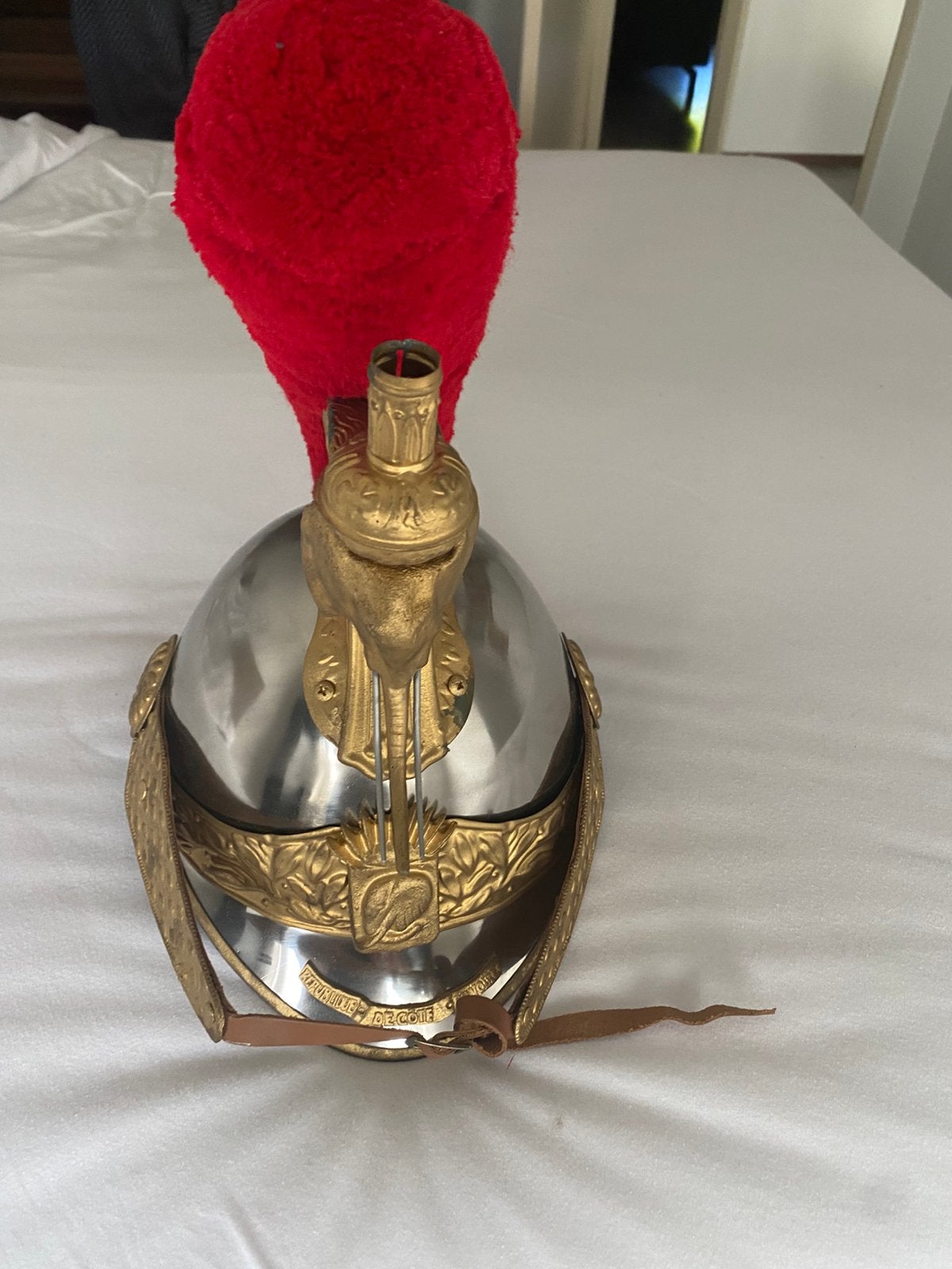 Ceremonial parade helm royal guard Ivory coast, Ophalen of Verzenden