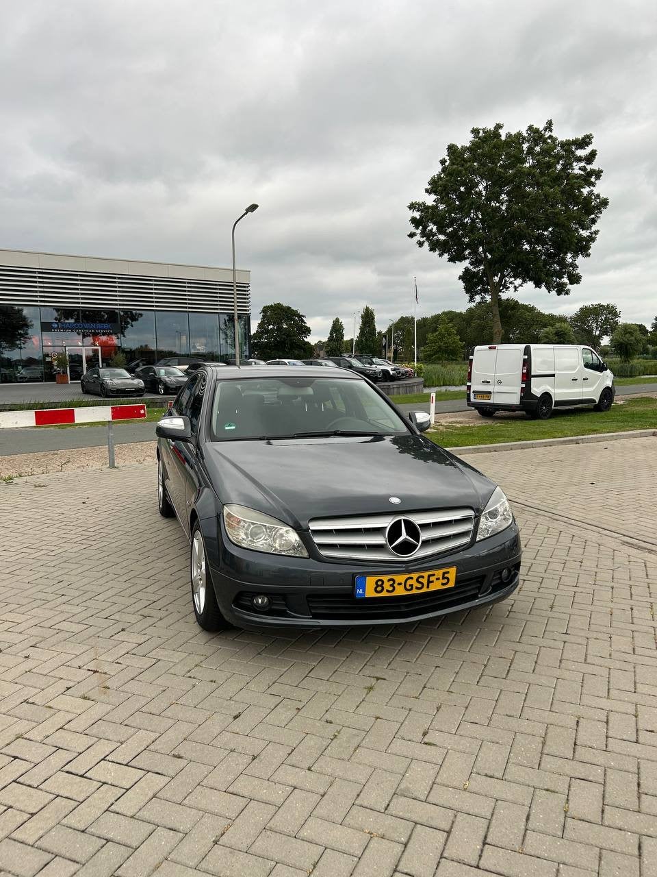 Mercedes-Benz C-Klasse 1.6 C180 Kompressor Sedan 2008 Grijs, Zwart, 75 €/maand, Handgeschakeld, Sedan
