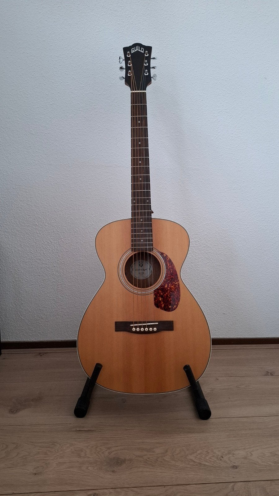 Guild M-240E, Ophalen, Zo goed als nieuw, Western- of Steelstringgitaar