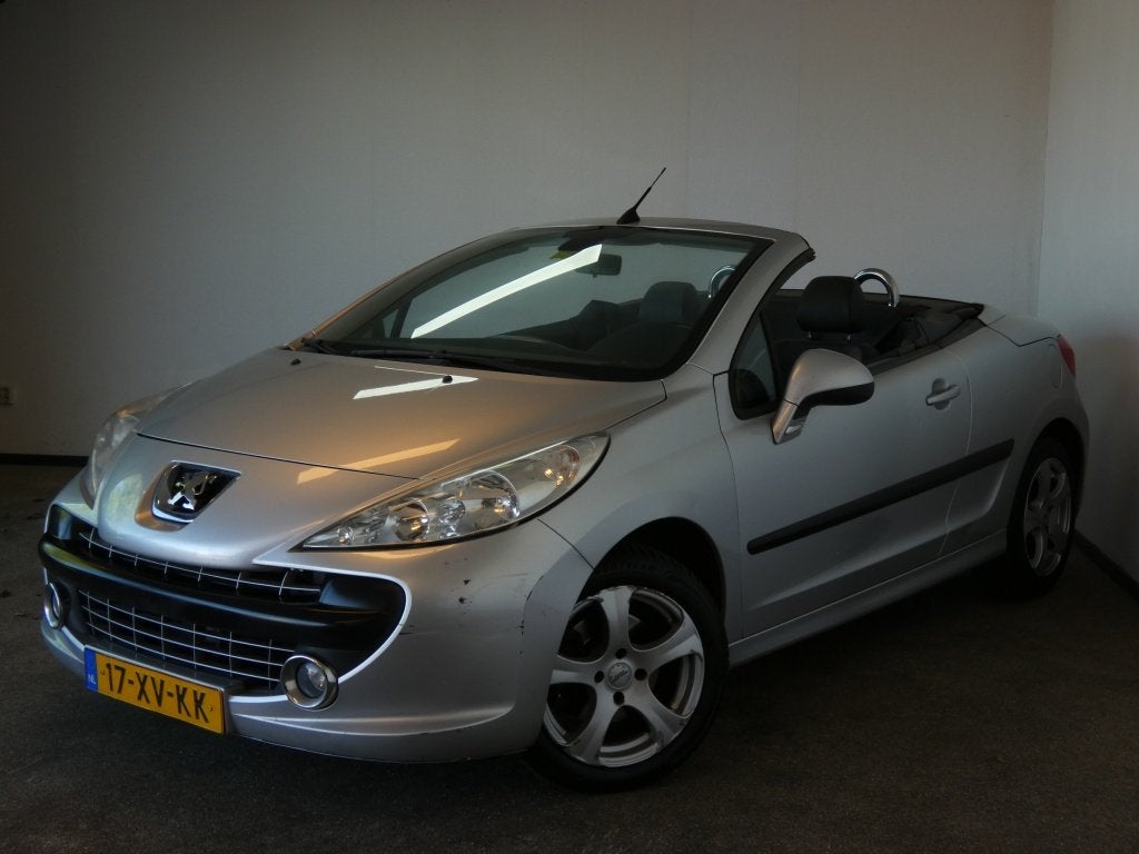 Peugeot 207 CC 1.6 VTi Nwe APK (bj 2007), Voorwielaandrijving, Elektrische ramen, 15 km/l, Gebruikt