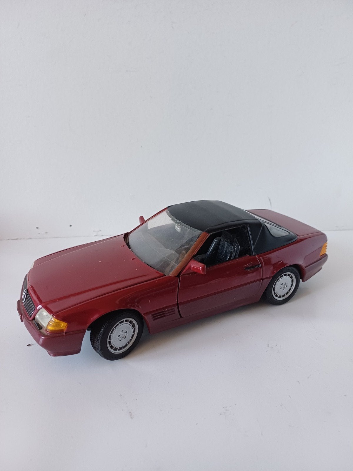 1:18 Mercedes 500 SL Revell, Ophalen of Verzenden, Gebruikt, Revell
