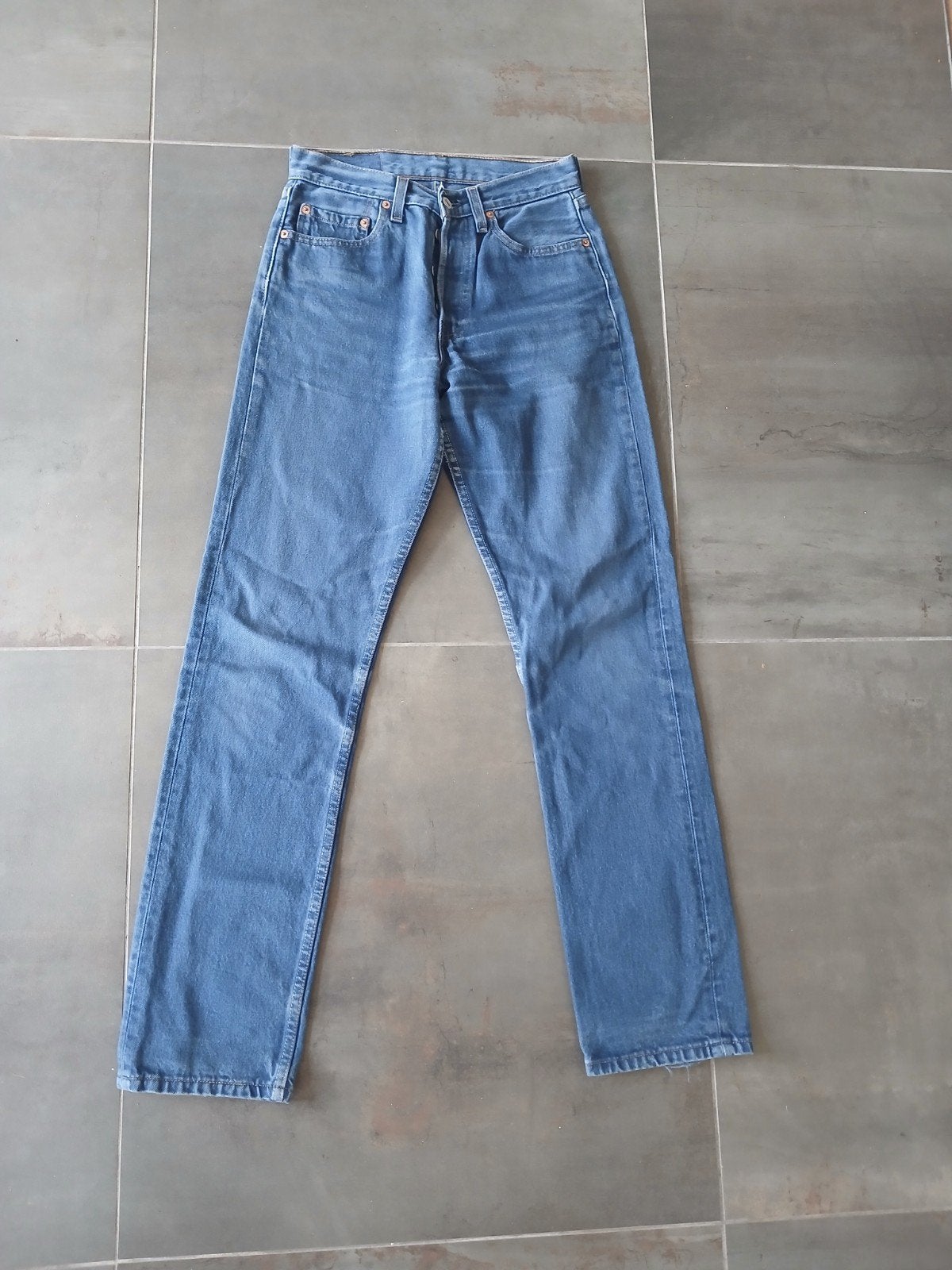 Levi's 501 maat 27 lengte 32, Ophalen, Zo goed als nieuw, Blauw