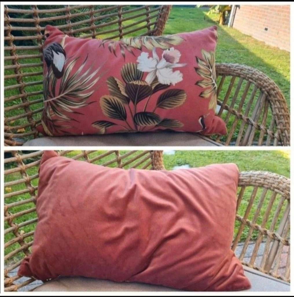 Nieuw velvet sier kussen Overseas crane 60x40cm, Ophalen of Verzenden, Nieuw, Roze, Rechthoekig