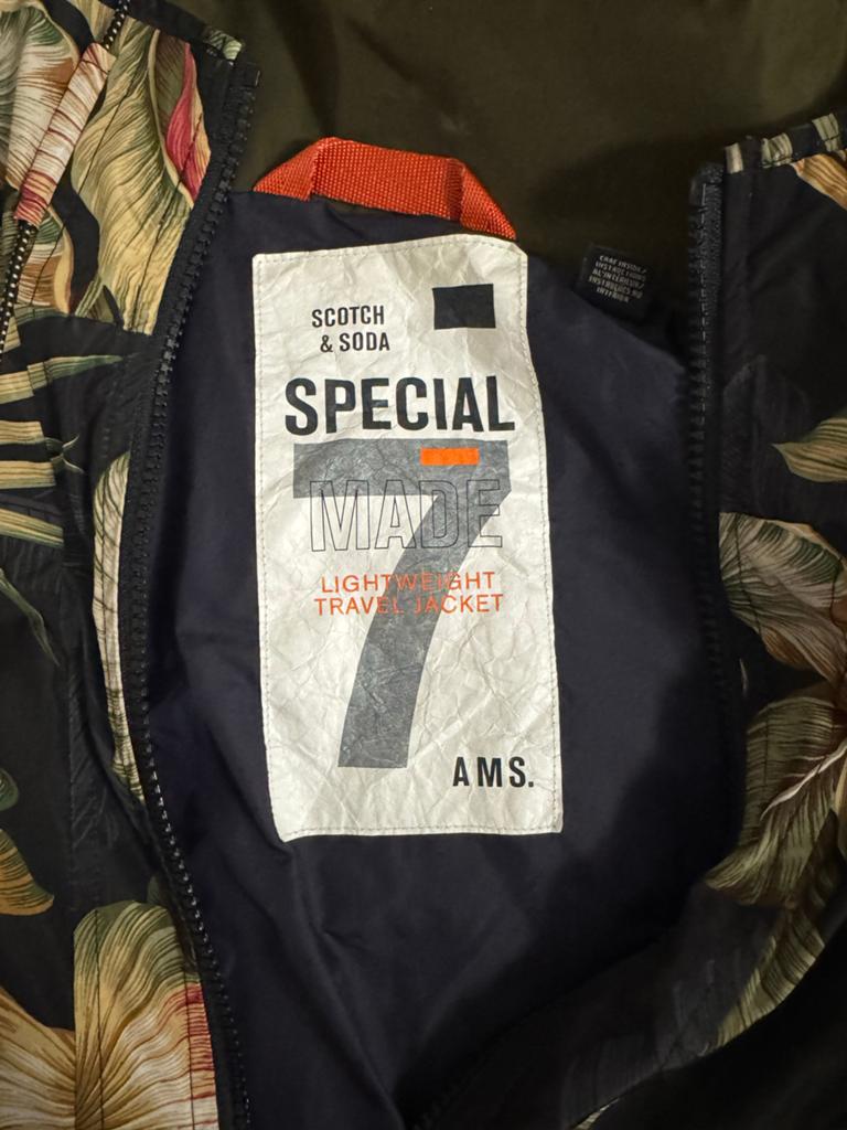 Scotch & Soda Lichtgewicht Travel Jacket met Tropische Print, Ophalen of Verzenden, Zo goed als nieuw, Overige maten, Zwart