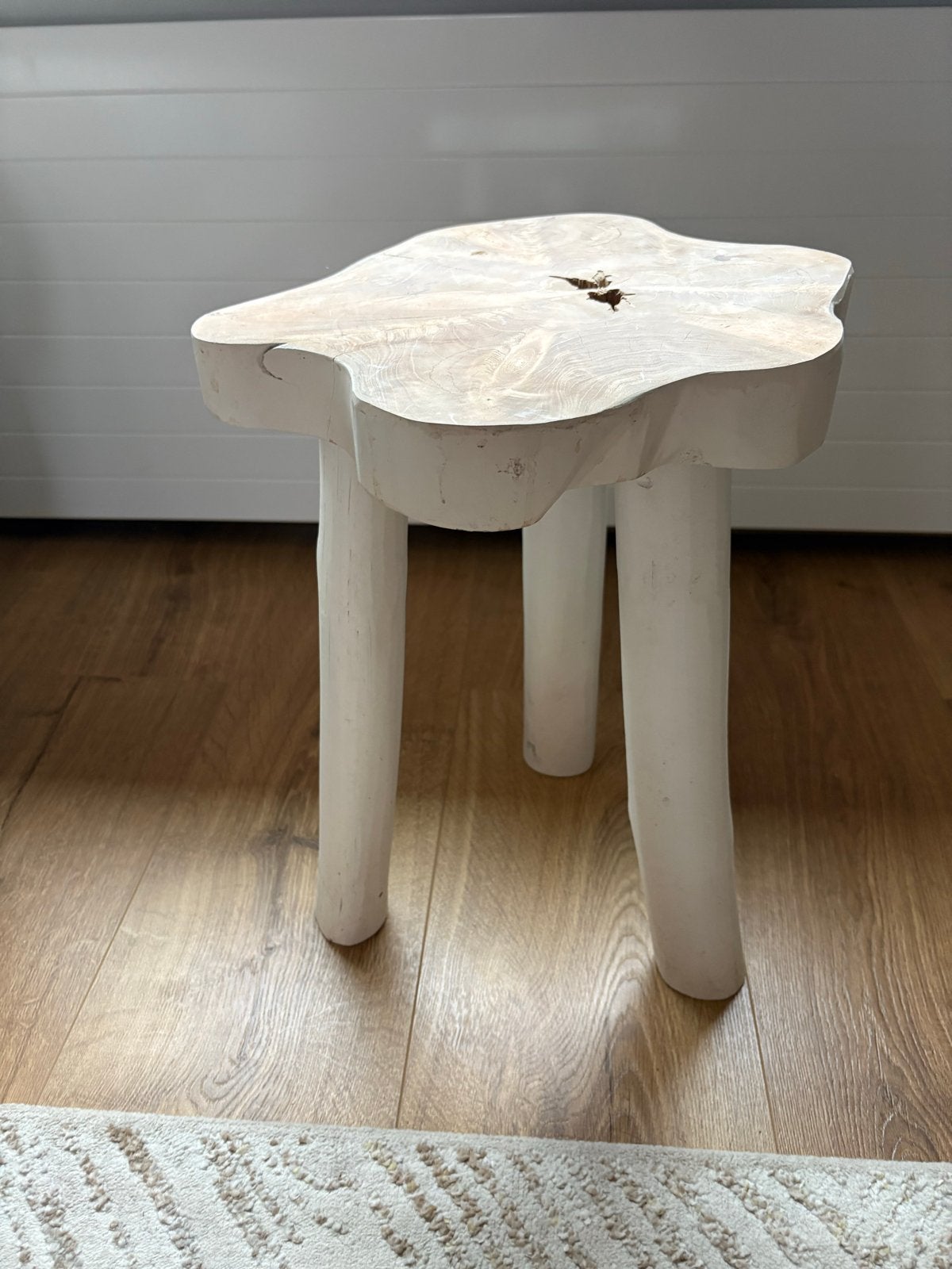Leuke boomstam kruk/bijzettafel - Zo goed als nieuw, Ophalen of Verzenden, Zo goed als nieuw, Hout