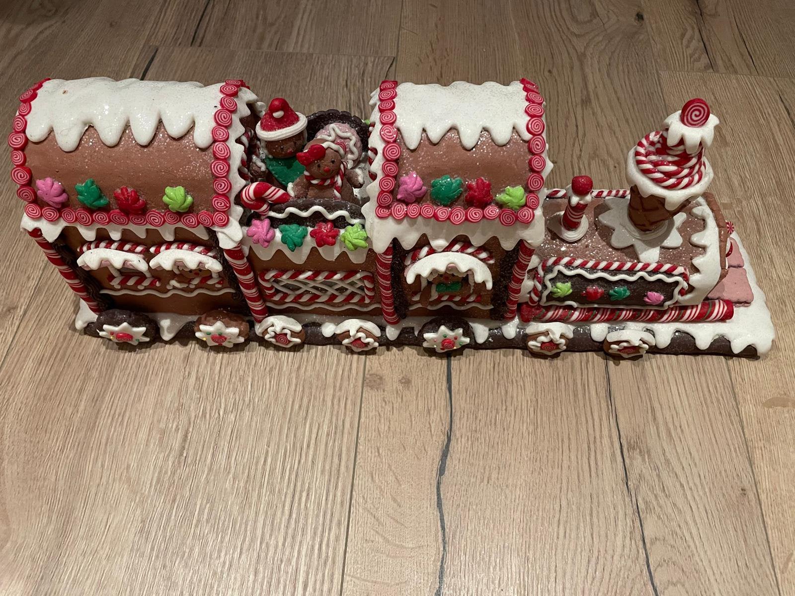 Viv! Christmas Gingerbread trein met led licht, Diversen, Ophalen of Verzenden, Zo goed als nieuw