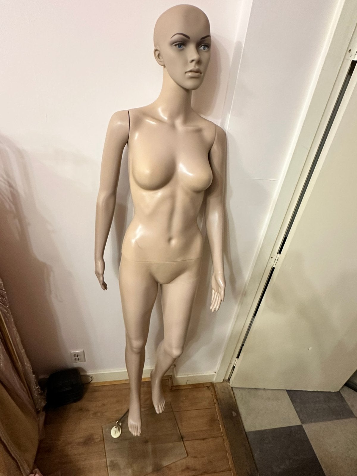 Etalagepop te koop – damesfiguur, Ophalen, Zo goed als nieuw