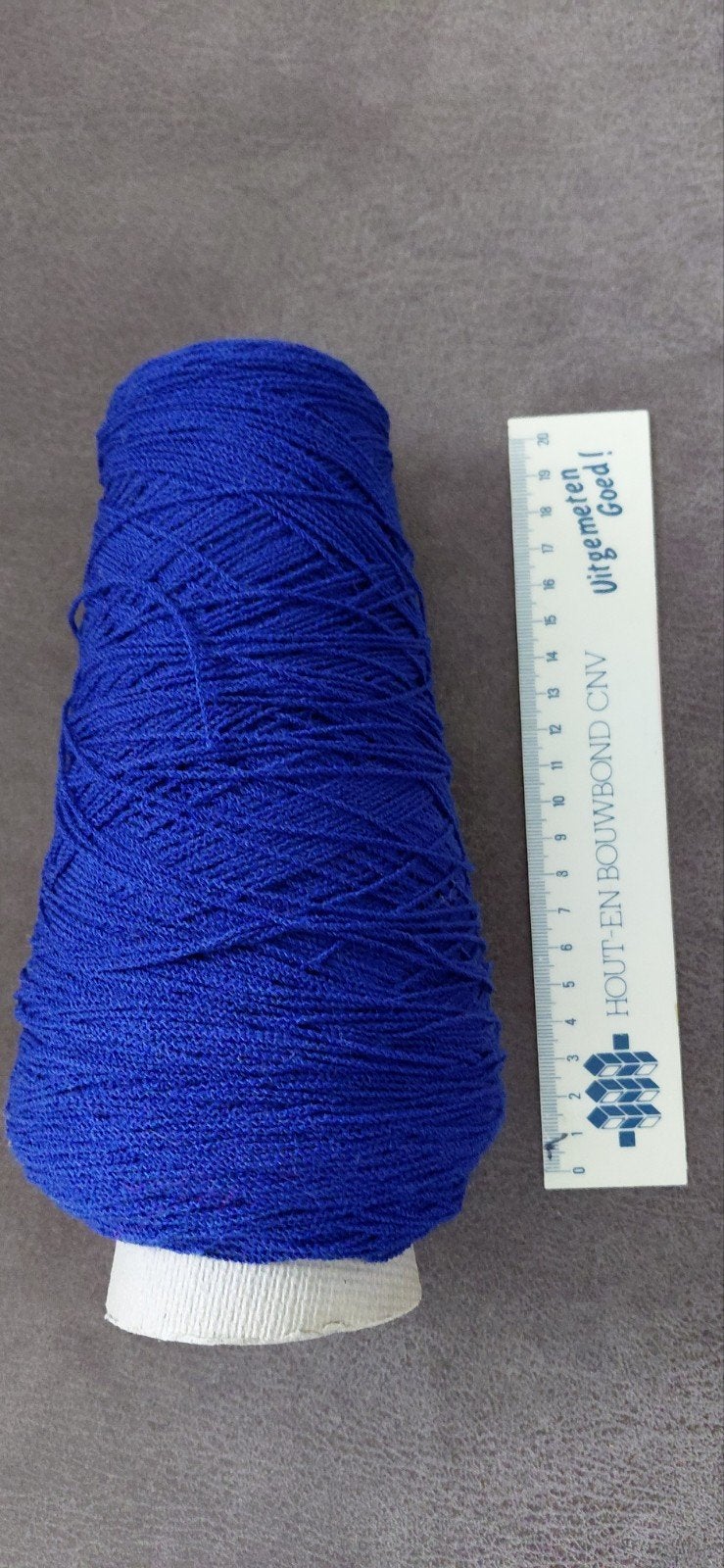 Grote rol blauw garen - 75% Acryl, 25% Nylon, Ophalen of Verzenden, Breien of Haken, Overige typen