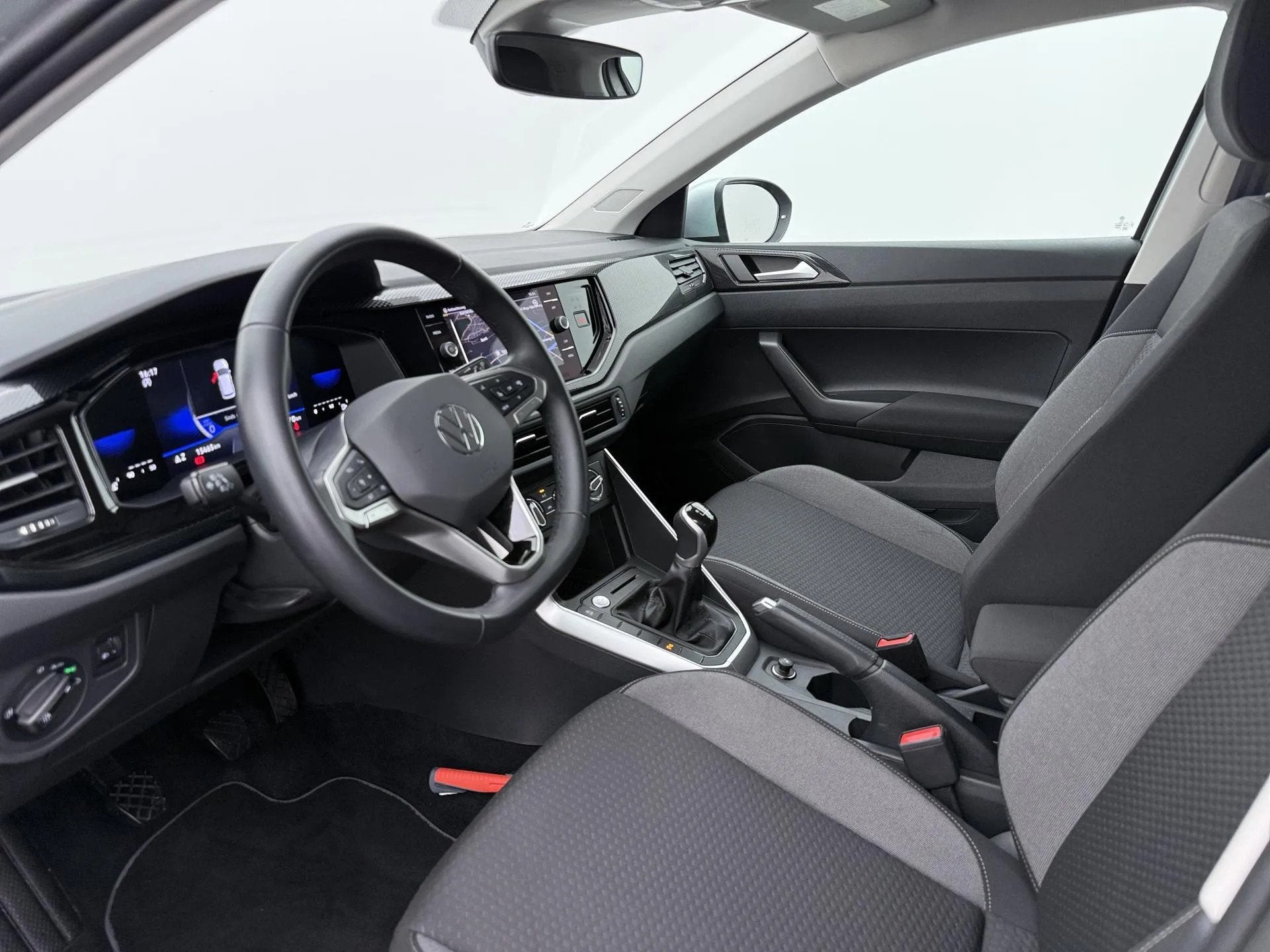 Volkswagen Taigo 1.0 TSI Life Edition (bj 2025), Stof, Gebruikt, Origineel Nederlands, Handgeschakeld
