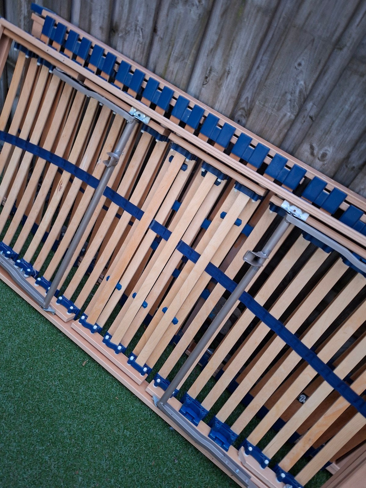 Twee verstelbare lattenbodems 90x200 (motor defect), Ophalen, 90 cm, Eenpersoons, 200 cm