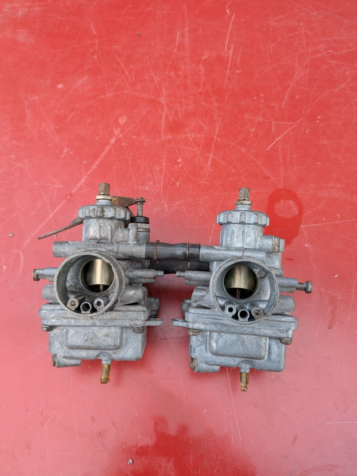 Suzuki GT 185, Motoren, Ophalen