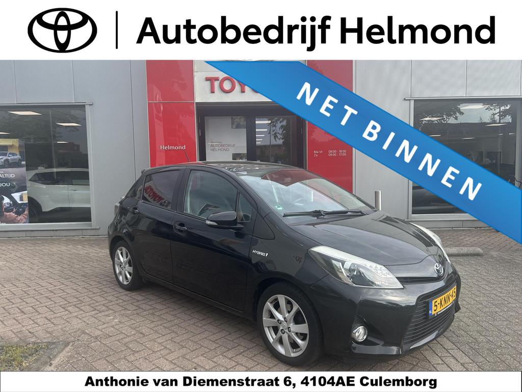 Toyota Yaris 1.5 Full Hybrid Dynamic Panoramadak, Gebruikt, 4 cilinders, Origineel Nederlands, Bedrijf