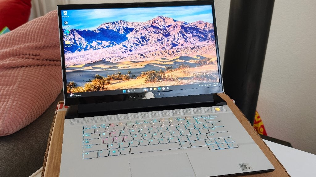 Alienware m15 R4 | RTX 3070 | Intel i9 | 32GB RAM | 300Hz, Computers en Software, Overige Computers en Software, Zo goed als nieuw