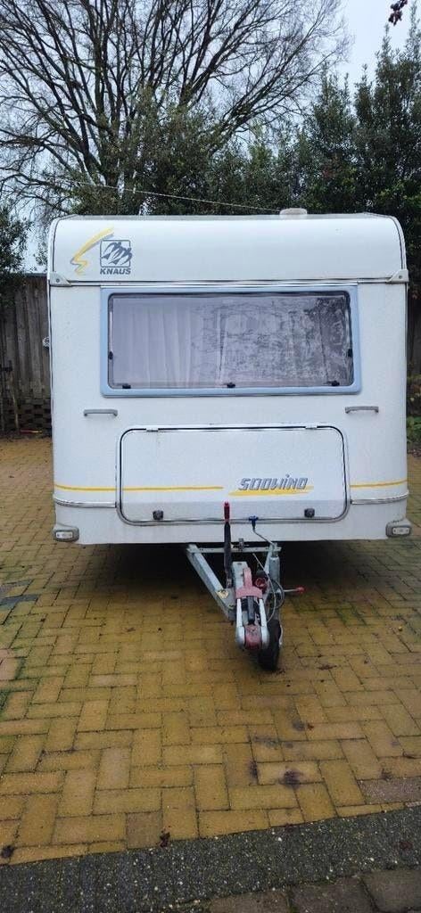 Knaus Südwind 400TM (F) “caravan - Perfect voor uw vakantie!, Caravans en Kamperen, Caravans, Vast bed, Treinzit, Particulier