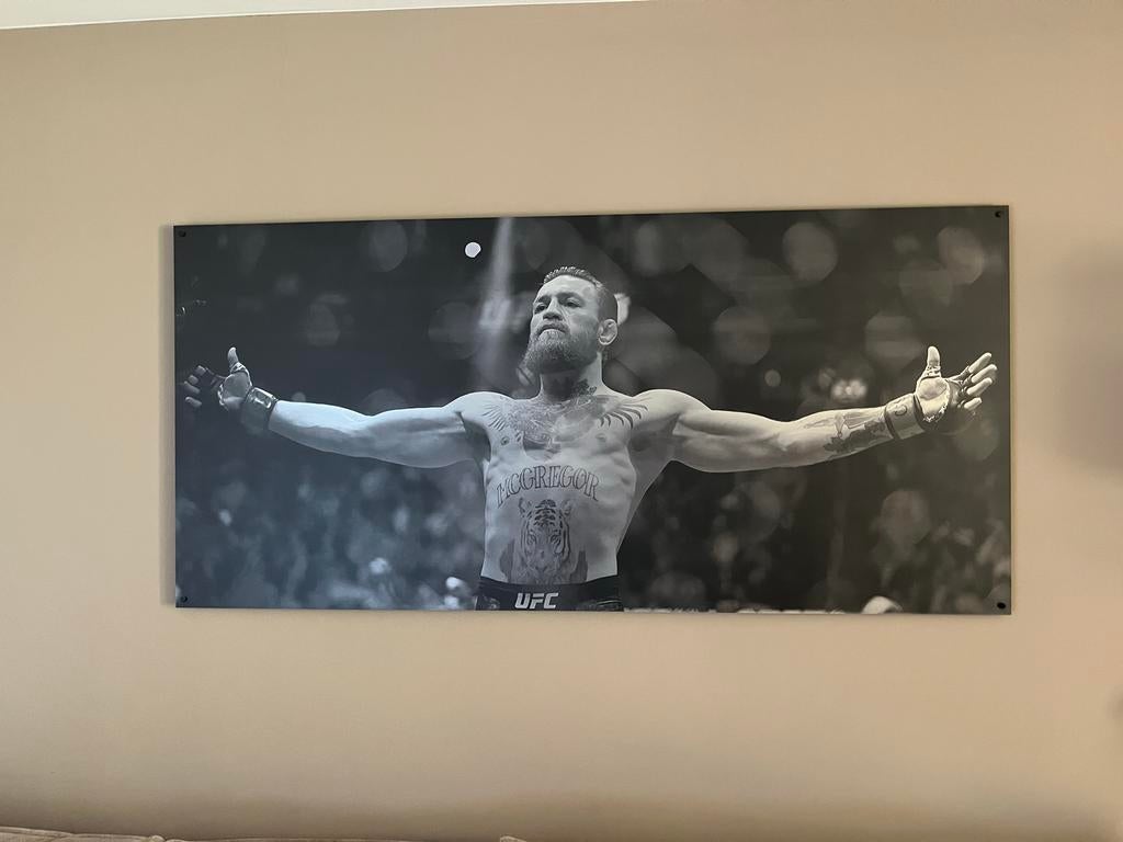 Conor McGregor Schilderij Zwart Wit op Aluminium/Dibond, Ophalen