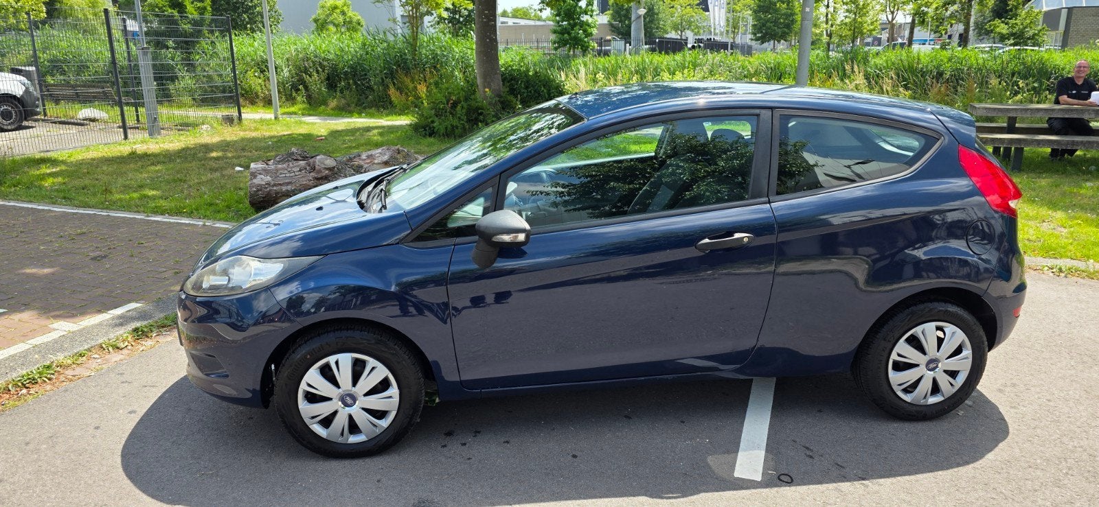 Ford Fiësta 1.25 44KW 3DR 2010 Blauw, Auto's, Voorwielaandrijving, Stof, 4 cilinders, Blauw