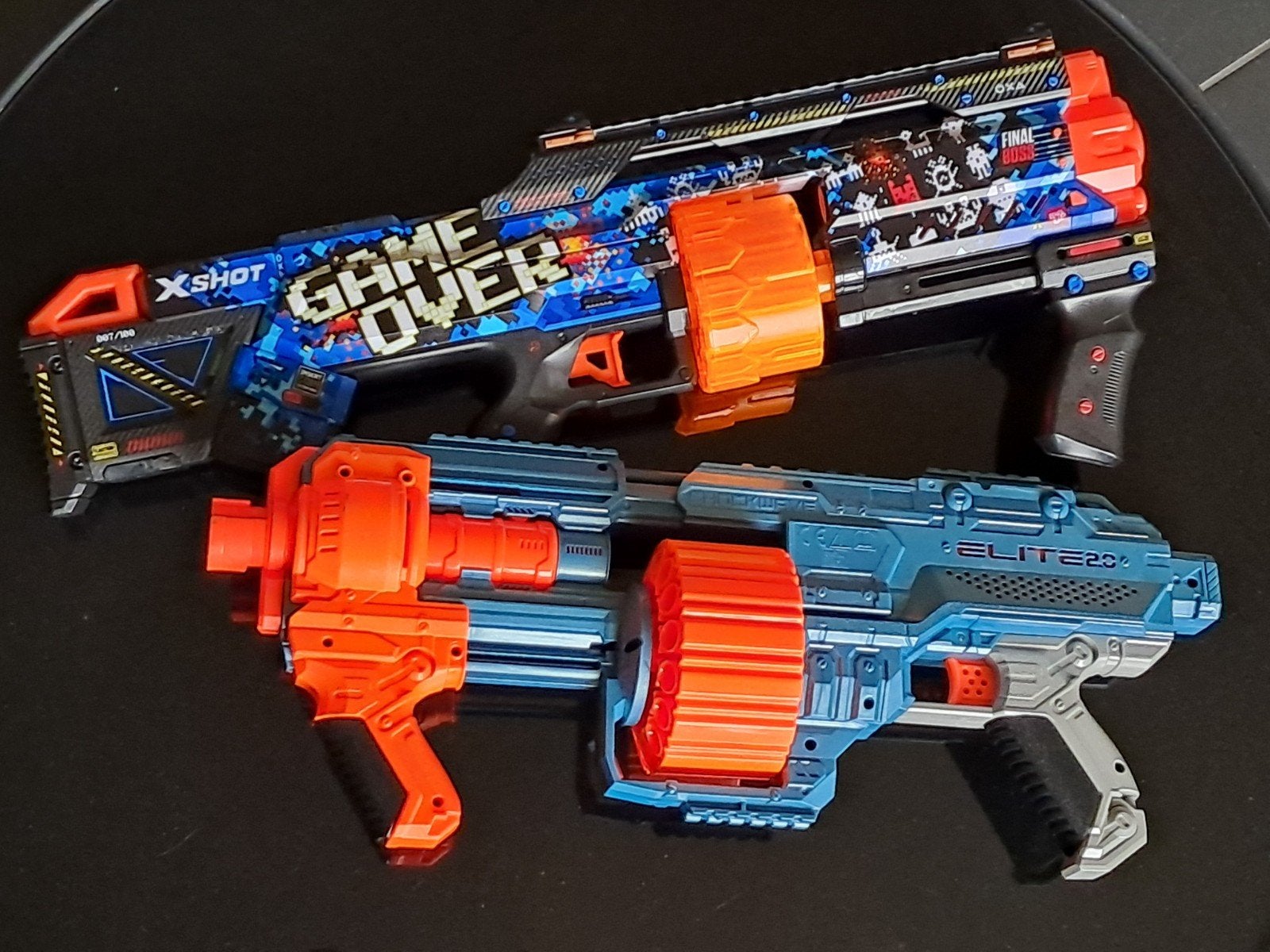 NERF BLASTERS : GAME OVER EN ELITE SHOCKWAVE 2.0, Ophalen, Zo goed als nieuw